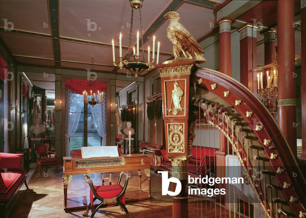 Chateau de Malmaison: Interior of Empress Josephine's music room, 19th century (photo)