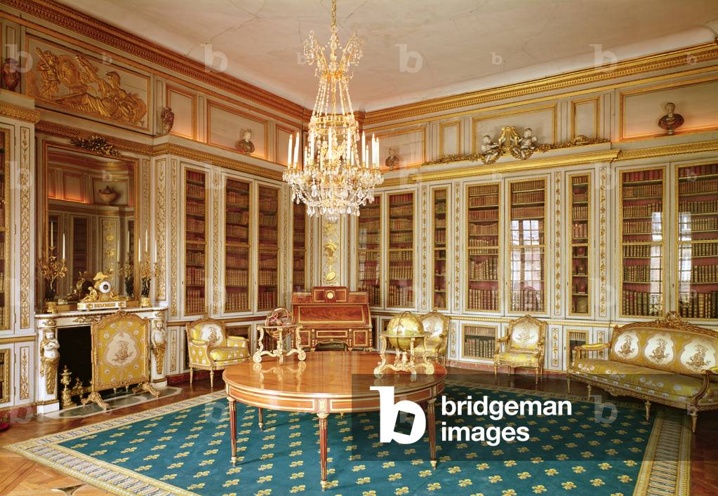 Die Bibliothek von Ludwig XVI. (1754-93), die 1781 von Rousseau unter der Leitung von Gabriel dekoriert wurde 