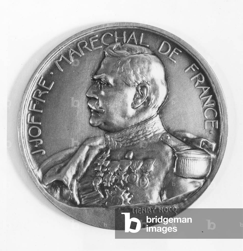 Medallion commemorating Marshal Joffre and the Battle of the Marne (bronze)
