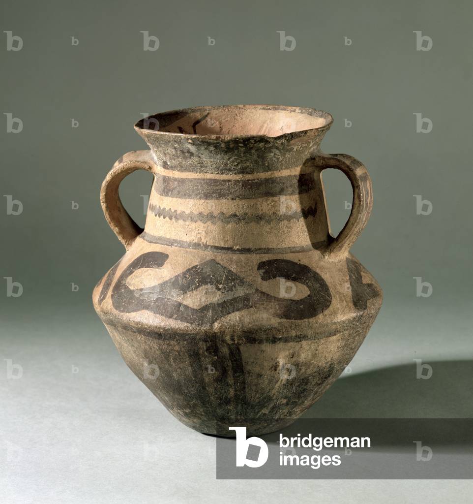 Vaso, dalla provincia di Gansu, c.1300-700 a.C. (argilla)
