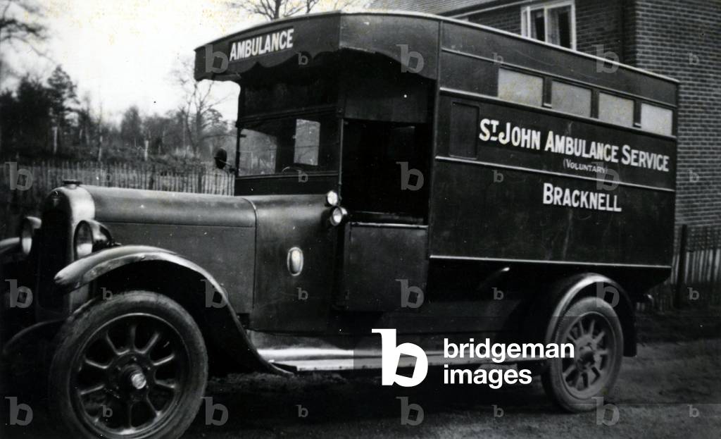 St. John's Ambulance Service, Bracknell, early 20th Century (photograph)