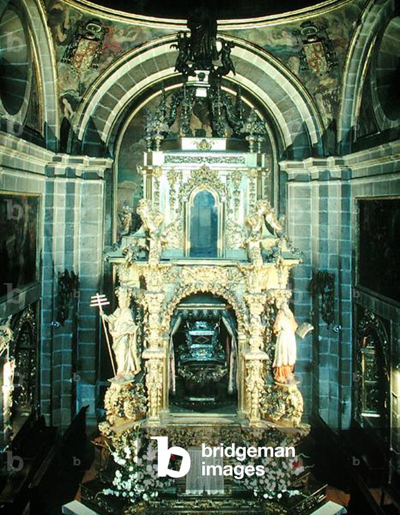 Funerary monument in the Chapel of San Segundo