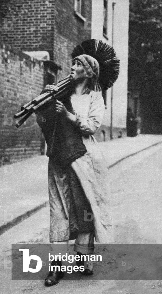 Female chimney sweep (photo)