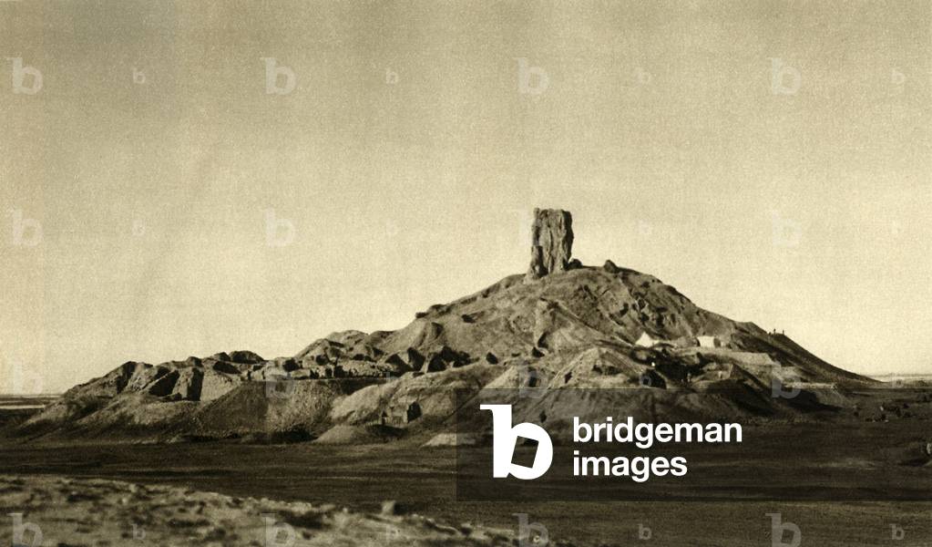 The ziggurat (tongue tower) at Birs Nimrud