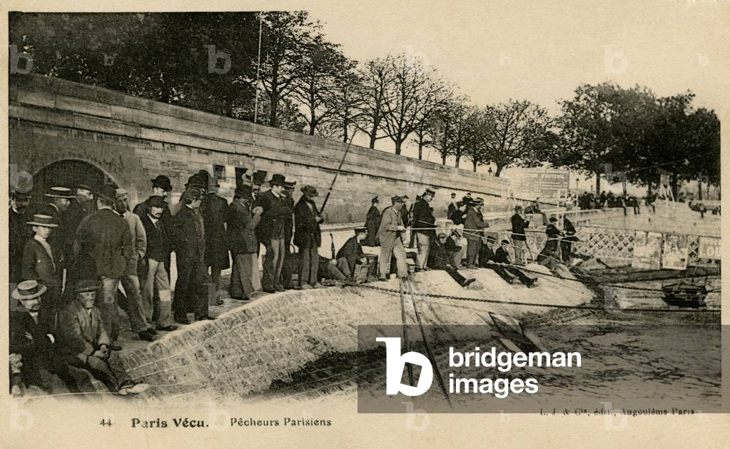 Fishing on the river Seine, Paris