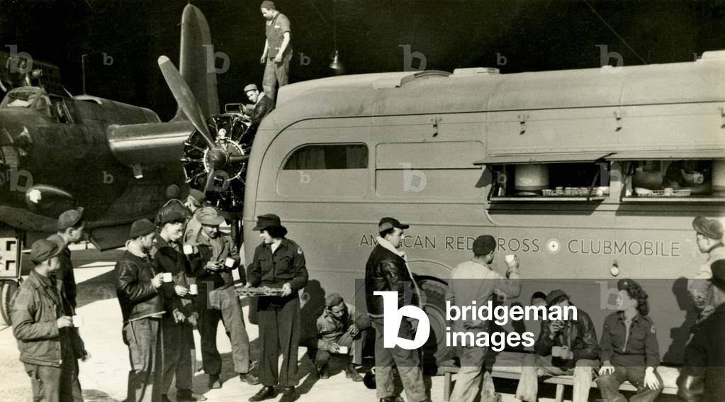 WW2: American Red Cross in Britain: 'Fuelling Up!'