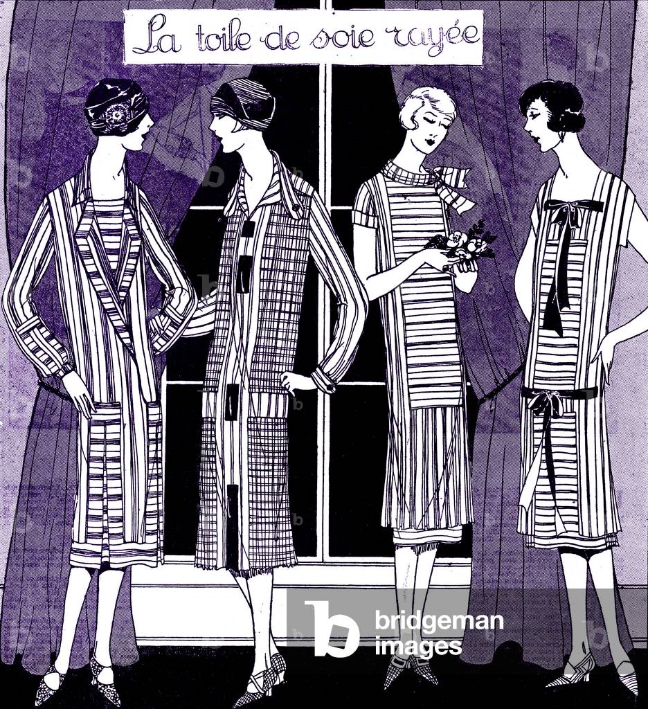 Fashion: dresses in May 1925