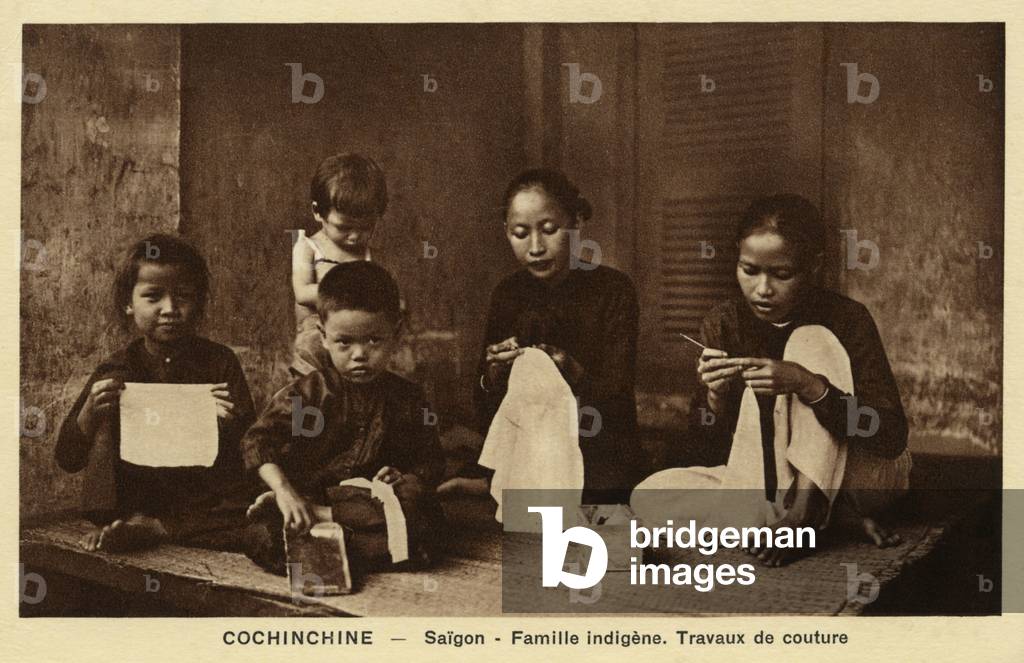 A Vietnamese family sewing