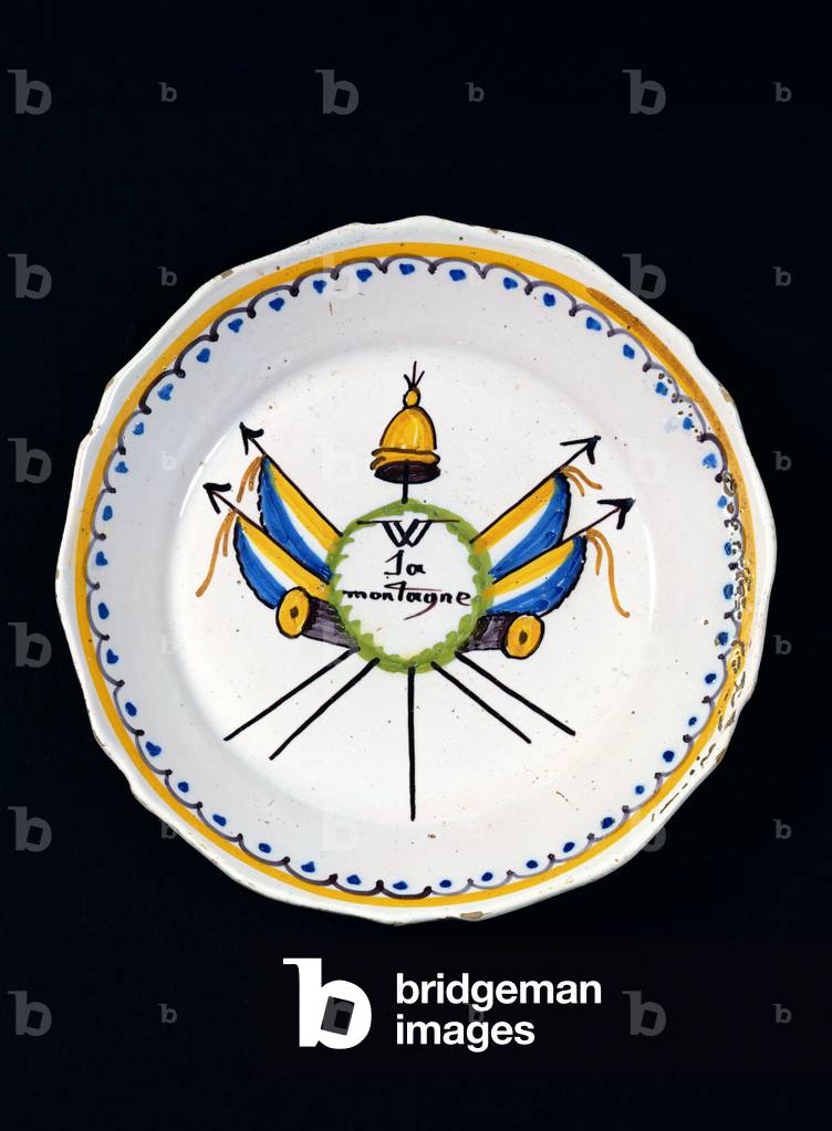 'La Montaigne' plate (ceramic) 