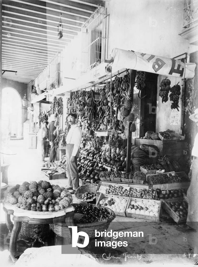 Fruit market in Cuba, c.1900 (b/w photo)