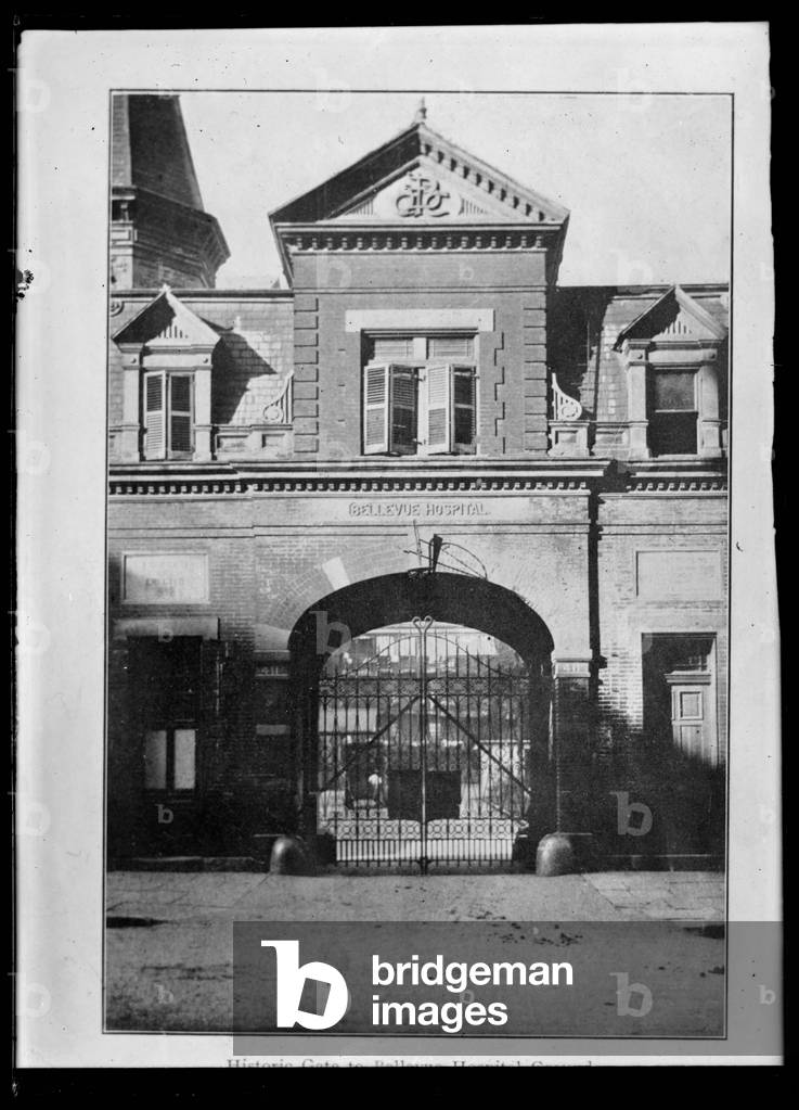 Historic Gate to Bellevue Hospital Grounds, 16th March 1920 (b/w photo)