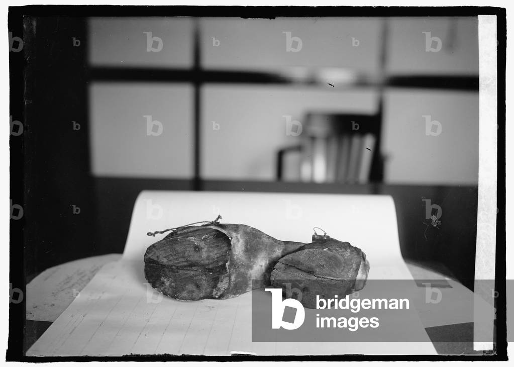 Prohibition Unit (Cow Shoes), 28 June 1924 (b/w photo)