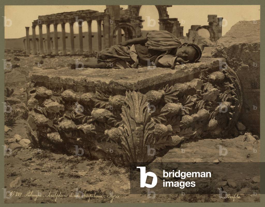 A view of the Grand colonnade, Palmyra, c.1875 (albumen print)