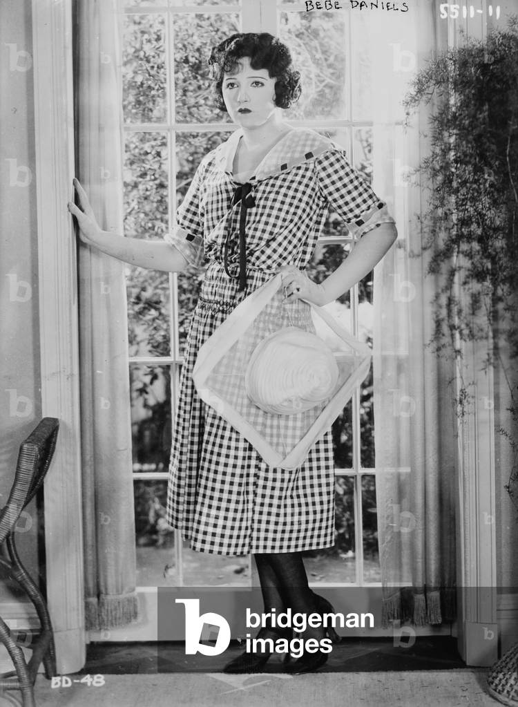 Bebe Daniels b w photo 