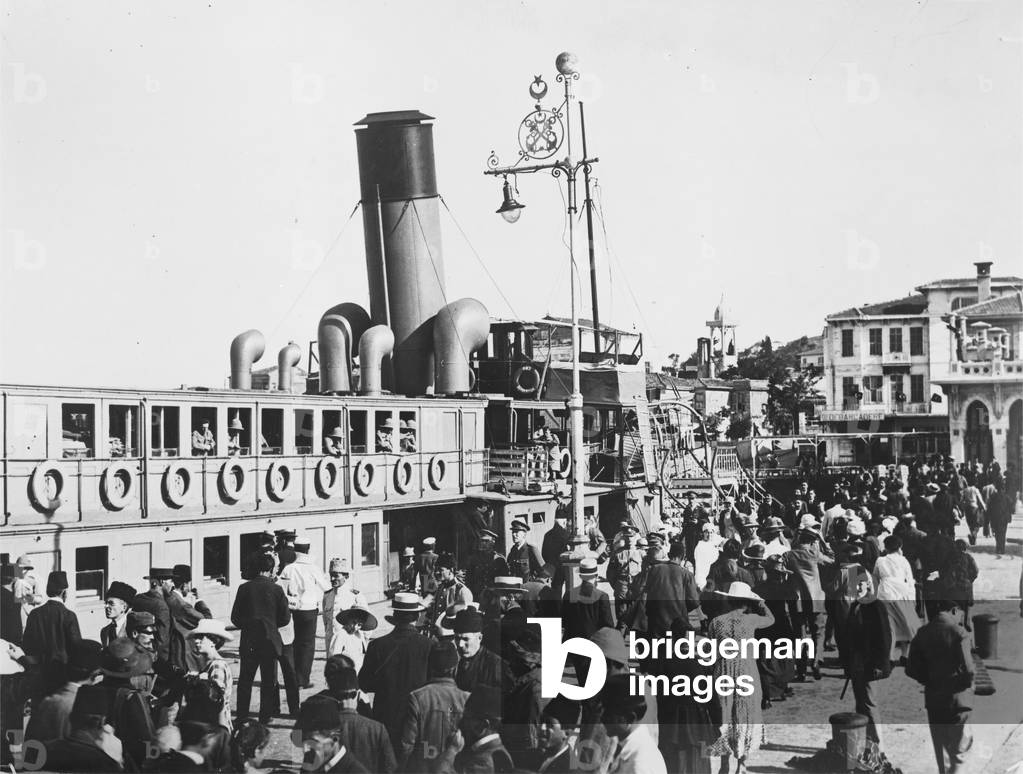 Ferry lands passengers on the island of Prinkipo off the coast of Istanbul, c.1920 (b/w photo)