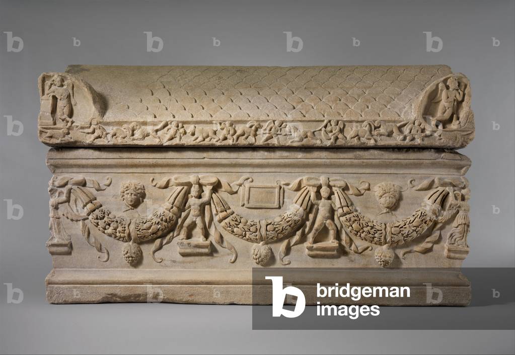 Marble sarcophagus with garlands, c.200–225 AD (marble)
