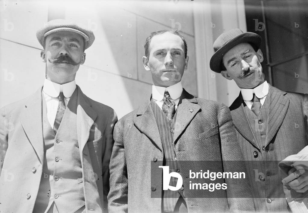 Titanic crew at enquiry, 1912 (b/w photo)