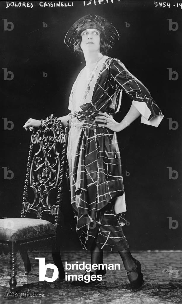 Dolores Cassinelli (b/w photo)