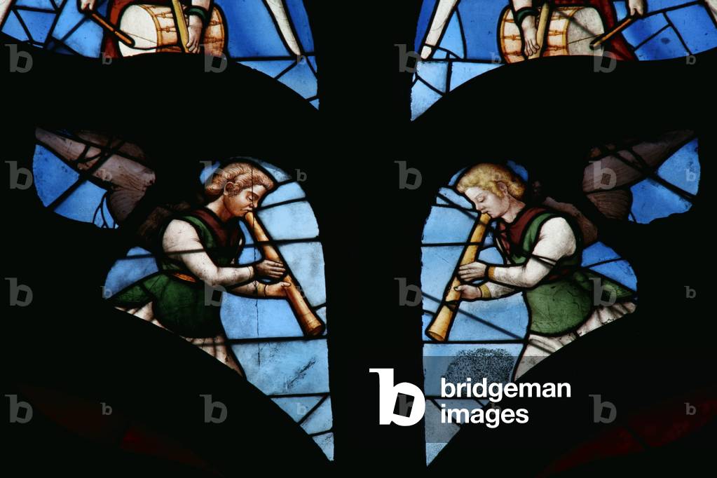 Window depicting Musical Angels (stained glass)