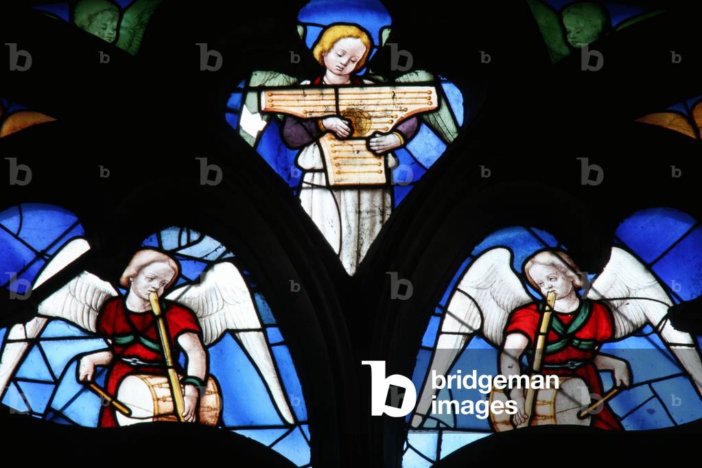 Window depicting Musical Angels (stained glass)