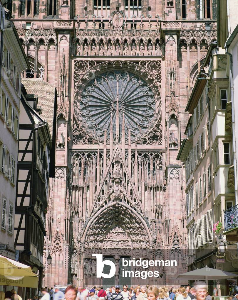 Exterior of Strasbourg Cathedral (photo)