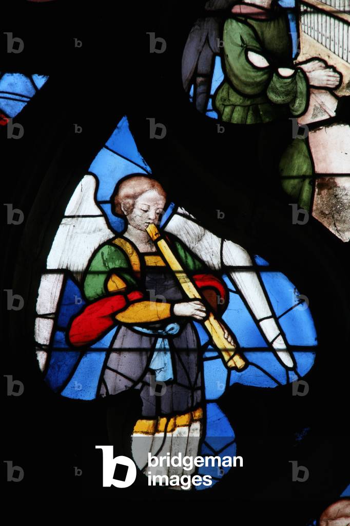 Window depicting a Musical Angel (stained glass)