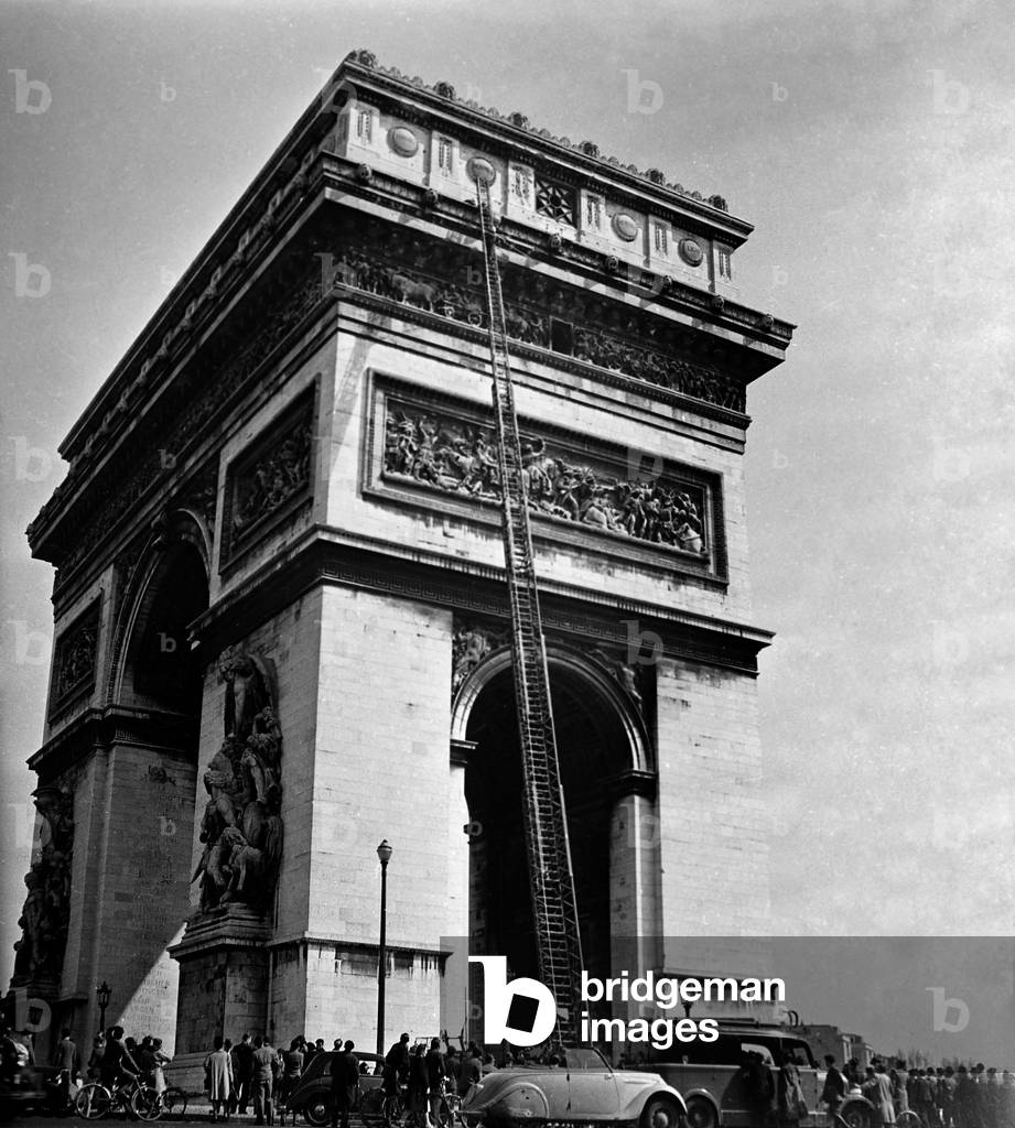 The Ladder of The Firemen at The Arc De Triomphe, Paris, August 1946 (b/w photo)