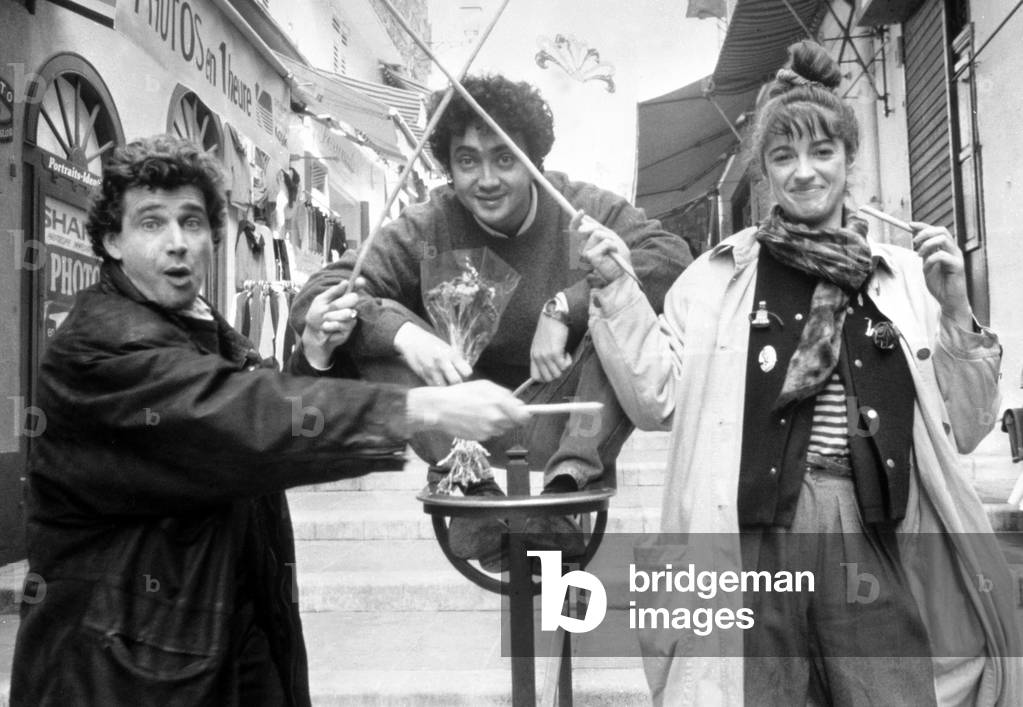 Actor Michel Boujenah, his Brother Paul Boujenah and Actress Zabou on Set of Film Moitie-Moitie in Nice (French Riviera) on February 28, 1989 (b/w photo)