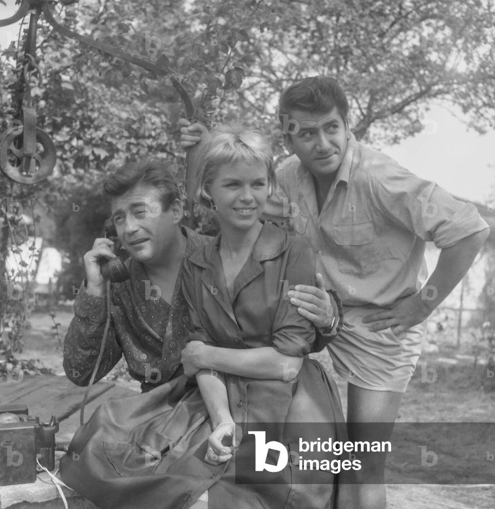 Francois Perier, Genevieve Cluny and Daniel Gelin on set of film 