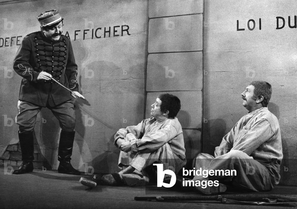 At the Theatre Tonight: Lidoire And Les Gaites De L'Écribe By Georgescourteline And Realisee By Georgesfolgoas With Jean Richard, Jacques Grello, Jean Pejema 1973 (b/w photo)