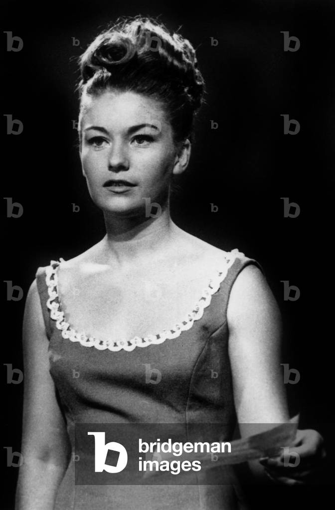 Chantal Alban Candidate Telespeakerine De La Seconde Channel De Television December 21, 1963 (b/w photo)