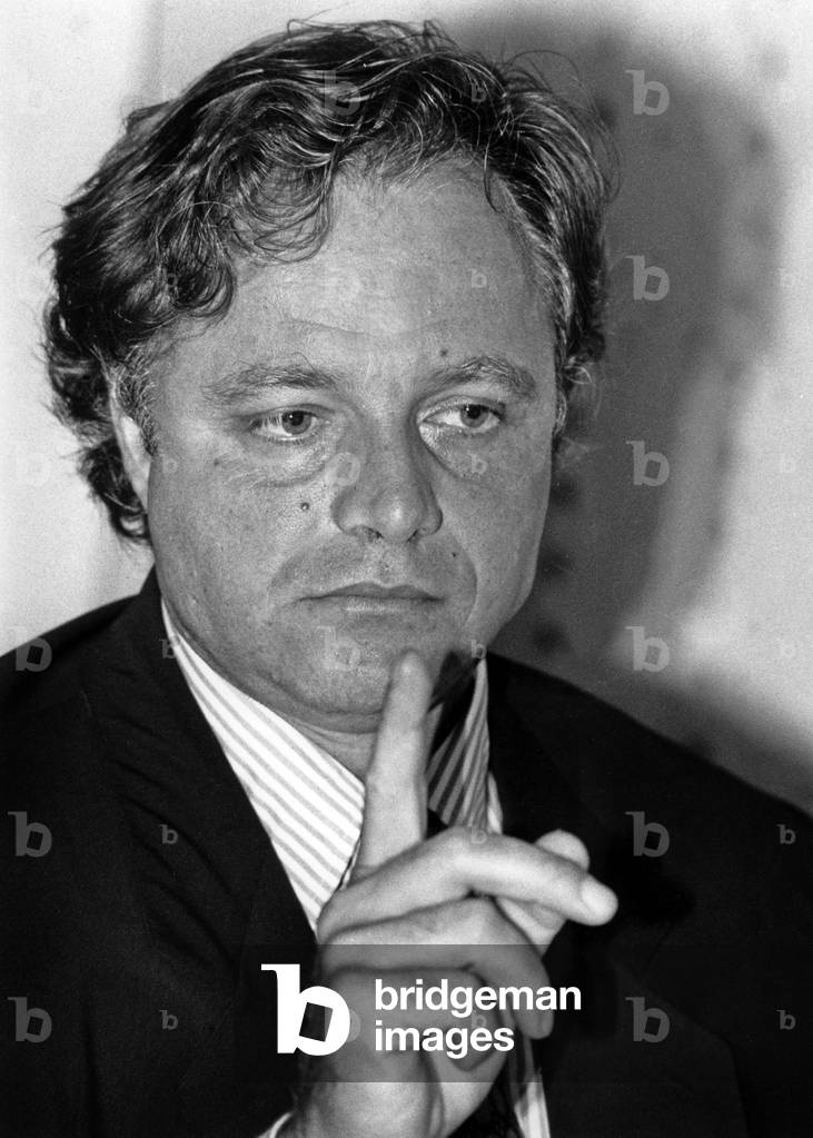 Guillaume Durand Presenter Journalist at the Press Club of Europe 17 September 1991. Cx23630 (b/w photo)
