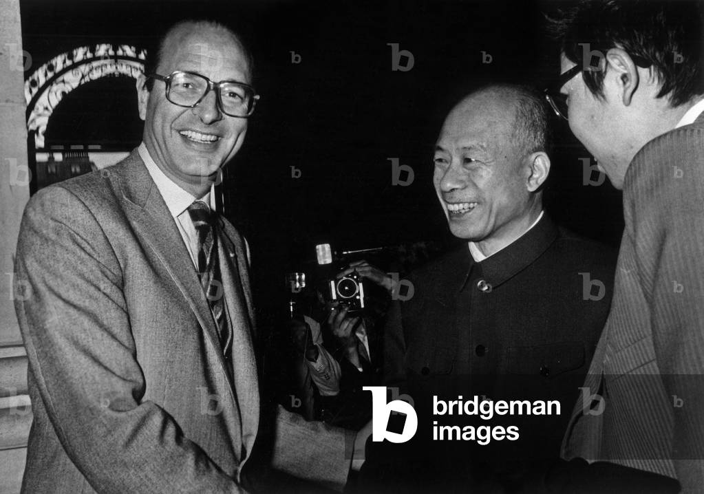Lin Hujia, Mayor of Pekin, Received By Jacques Chirac Mayor of Paris, October 15, 1980 (b/w photo)