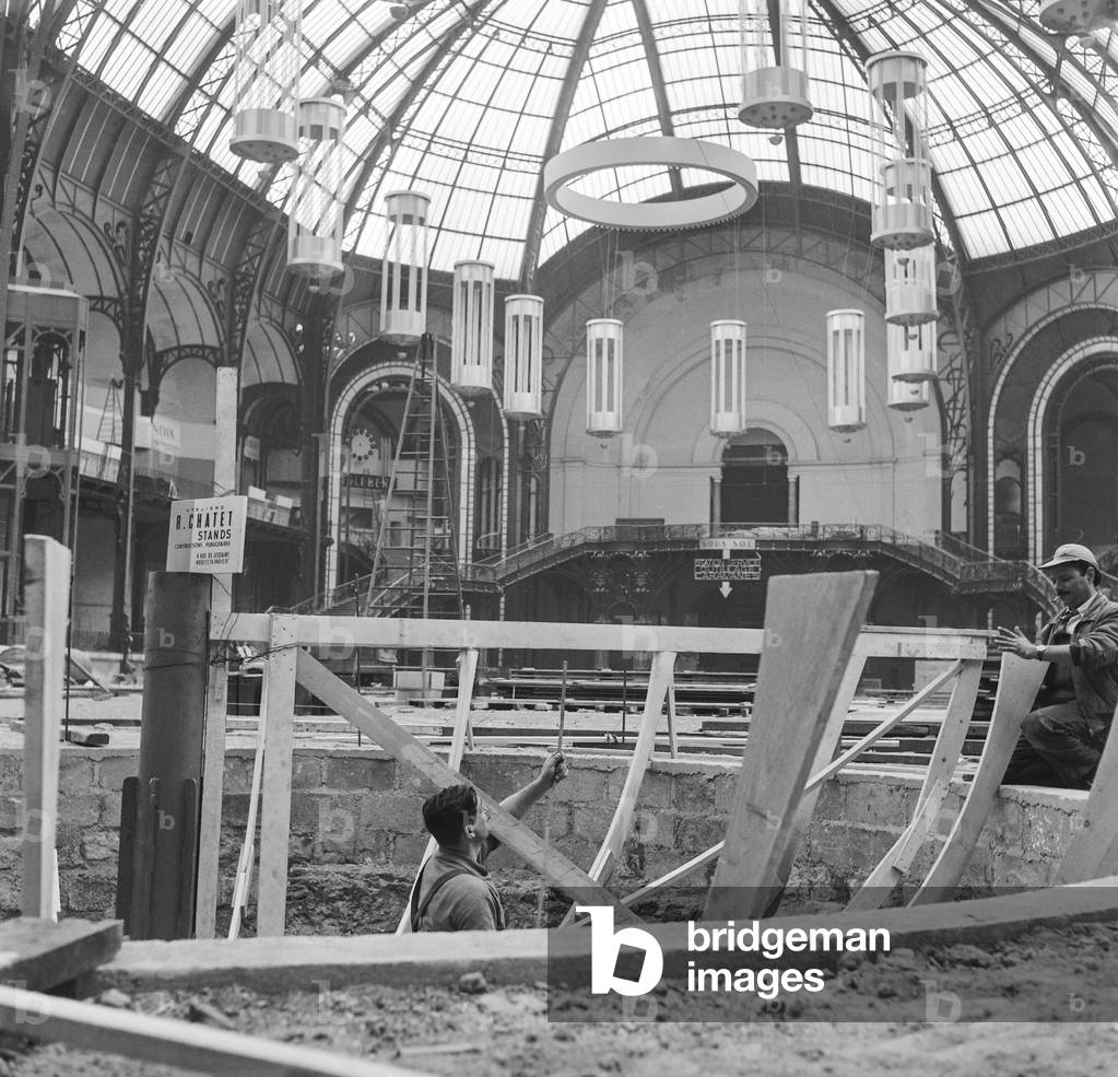 Auto Show Preparatives