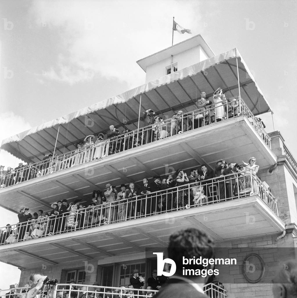 Jockey Club de Chantilly Award