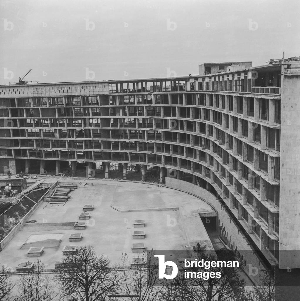 Building of the UNESCO Headquarters in Paris on February 5, 1957 (b/w photo)