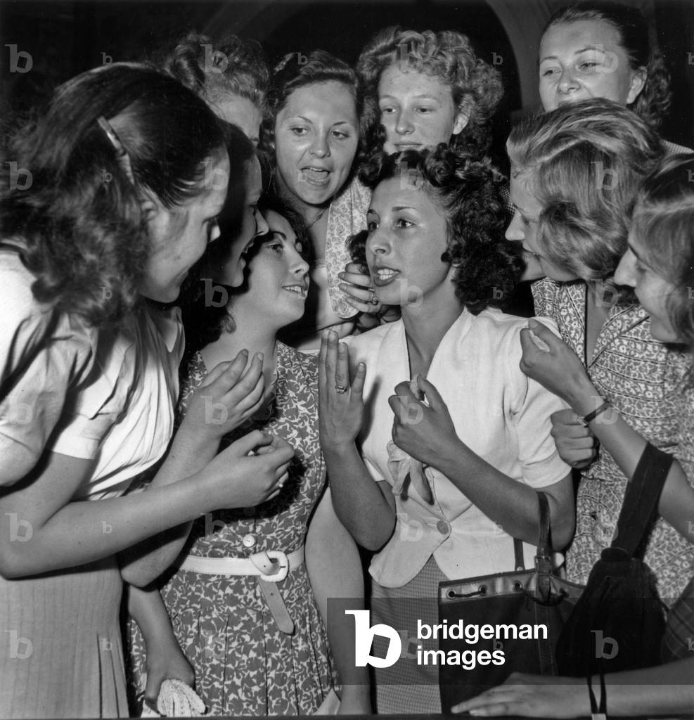 Midinettes on Strike For Pay Rise, July 27, 1949 (b/w photo)