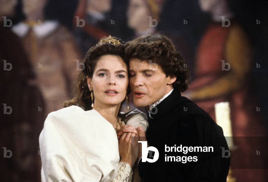 La Piece De Theatre Angelo, Tyrant De Padou De Victorhugo Staged By Jeanlouisbarrault With Cyrielle Claire And Francois Duval 1984 (photo)