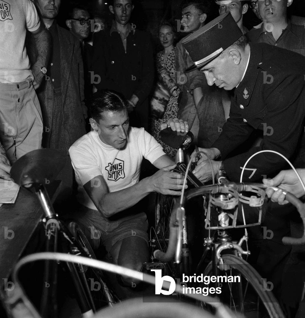 Preparations of the Tour de France 1949 : cyclist Ferdi Kubler (b/w photo)