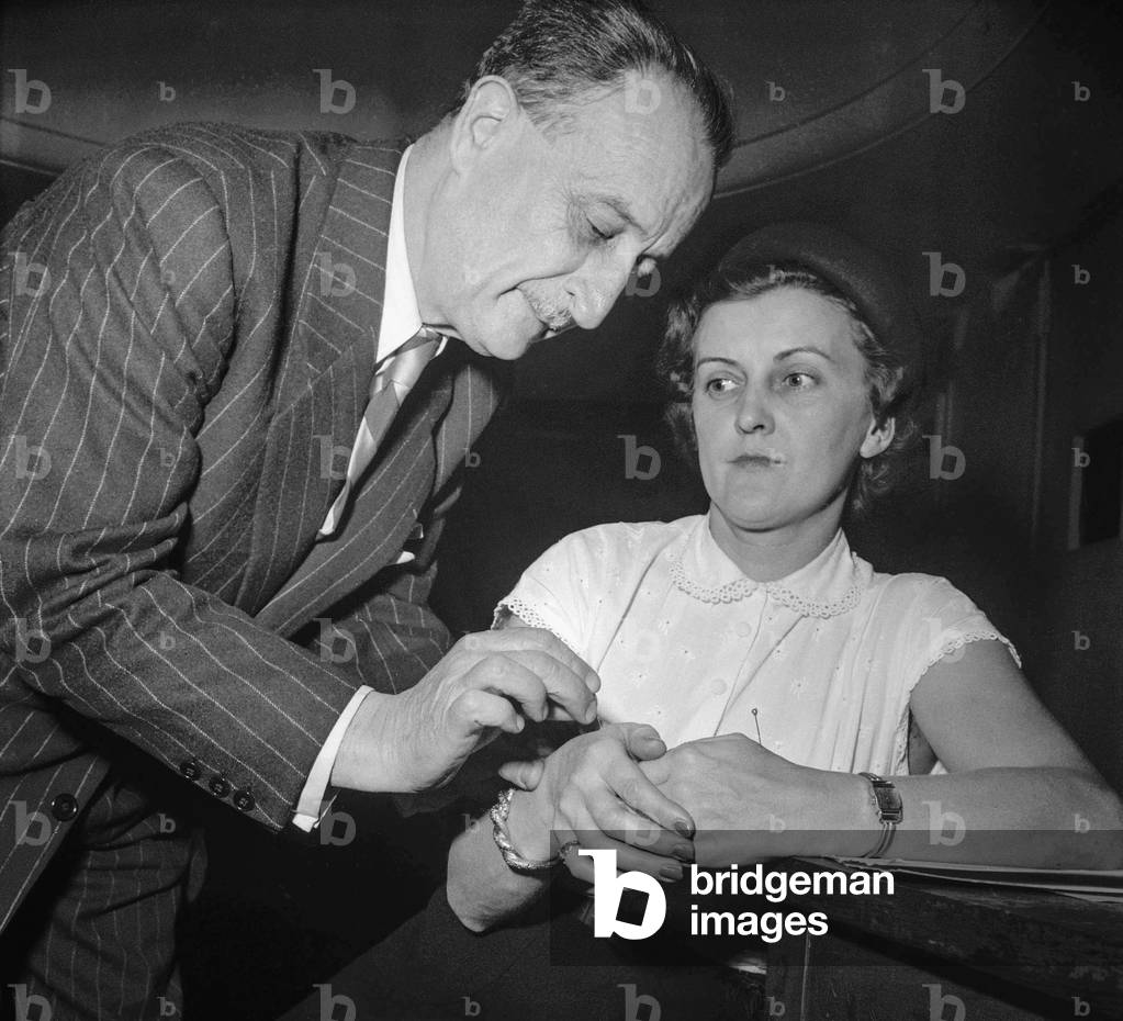 International congress of acupuncture in Paris, May 11, 1950 (b/w photo)