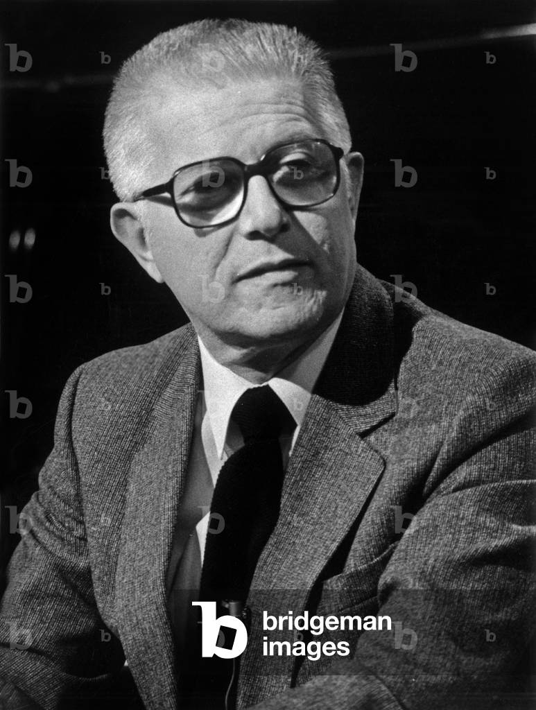 Mr Jean Pierre Fourcade Former Minister of Economy and Finance on Tv Show “Au Coeur Du Debat” On Tf1 May 19, 1983 (b/w photo)