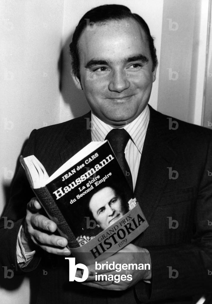 French Writer and Historian Jean Des Cars Has Won A Prize (