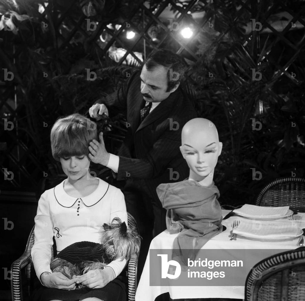 The Young Comedian Francoise DelDick Wig Headdress By Jacques Dessanges At The Launch Of Her First Collection Hair Color On January 22, 1966 Neg: C28072 (b/w photo)