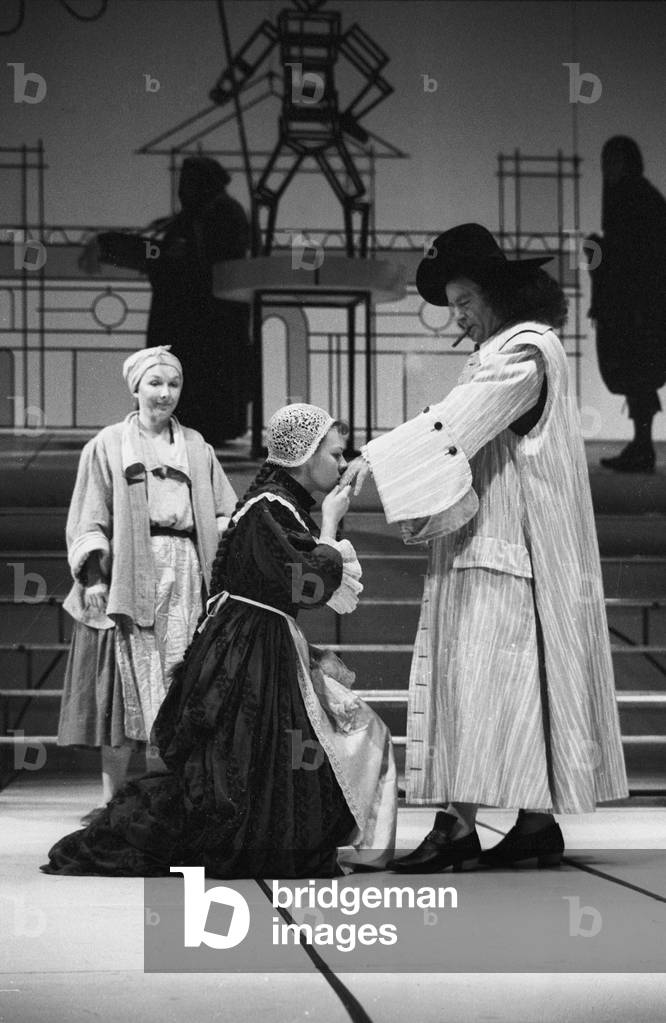 Jean Le Poulain and Nathalie Becue in Play The School For Wives, December 12, 1983 (b/w photo)