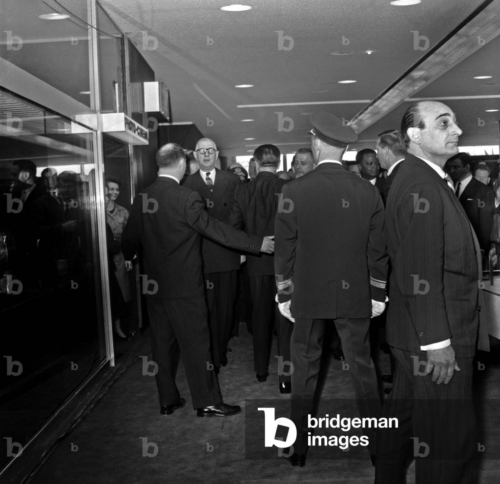General De Gaulle at the Inauguration of Olry's New Aerogare On January 24, 1961 Neg: B15839 (b/w photo)