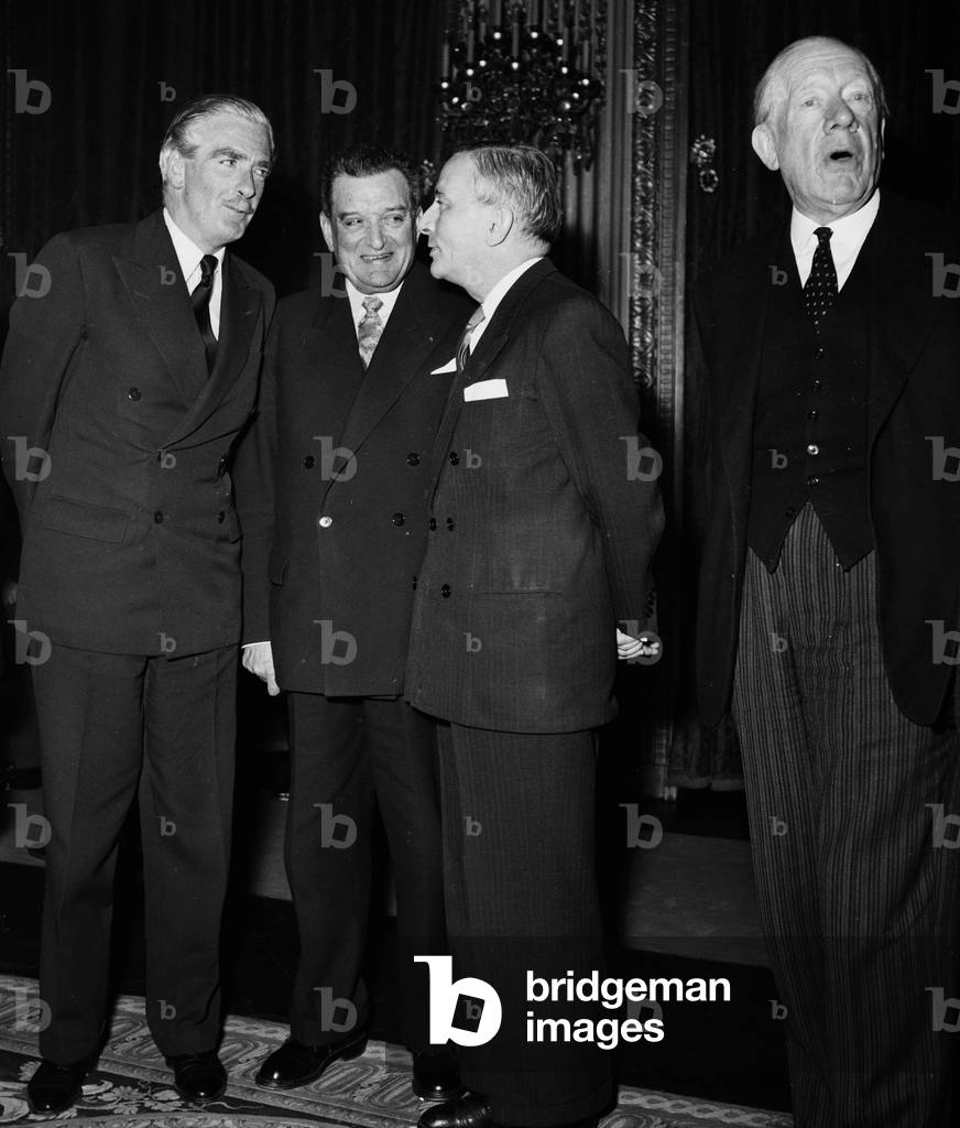 Celebration of The 50Th Anniversary of The Entente Cordiale in Paris on May 22, 1954 : Anthony Eden, English Minister of Foreign Affairs, Joseph Laniel Head of French State and Georges Bidault, French Minister of Foreign Affairs (b/w photo)