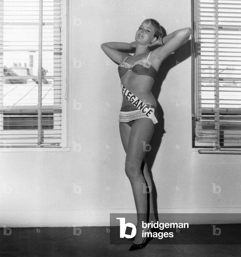 Miss Elegance : Liliane Collinet, June 4, 1962 (b/w photo)