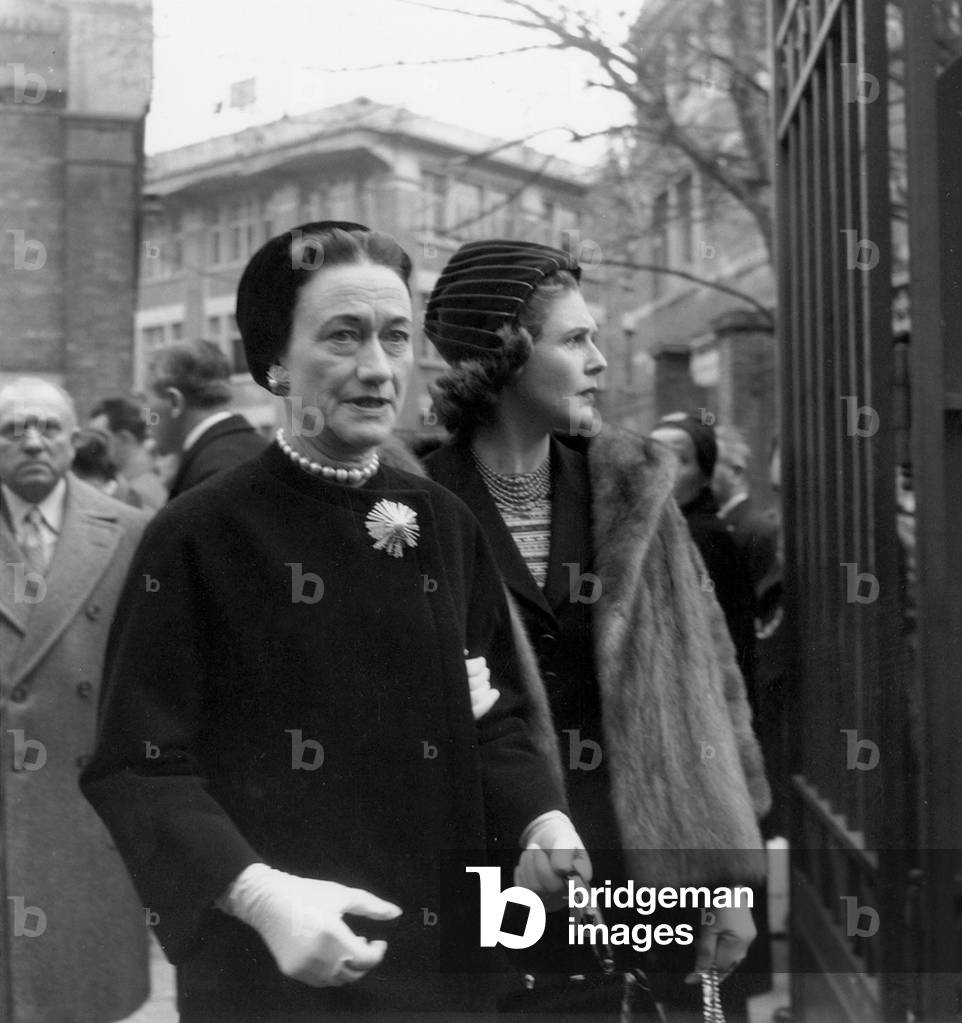 Funeral of Christian Dior October 29, 1957 : Duchess of Windsor (Wallis Simpson) and Pamela Churchill (b/w photo)