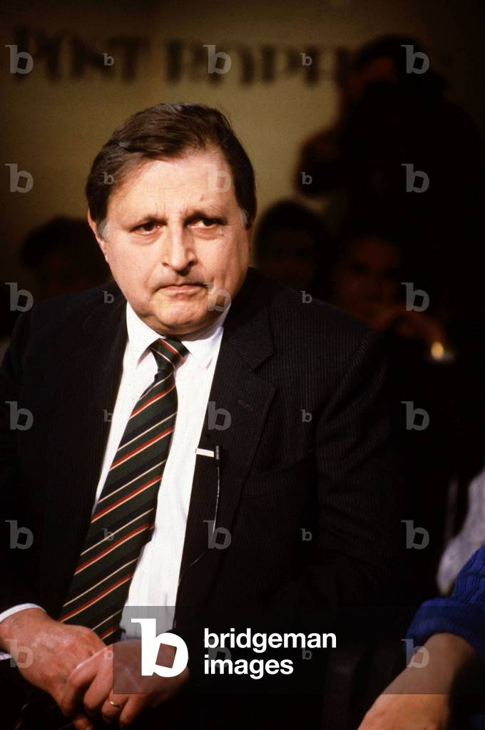 Claude Jean Philippe, French Great Filmgoer and Presenter of The Cine-Club TV Programme, here during Cultural TV Programme May 20, 1986 (photo)