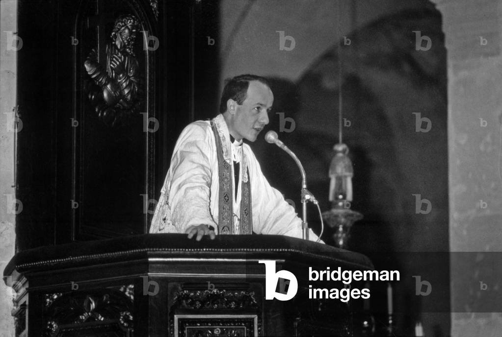 Mass Celebrated on March 3, 1987 in Saint Nicolas Du Chardonnet Church in Paris To Celebrate The 10Th Anniversary of Occupation of The Church By Traditionnalists : here The Priest Abbe Philippe Laguerie (b/w photo)